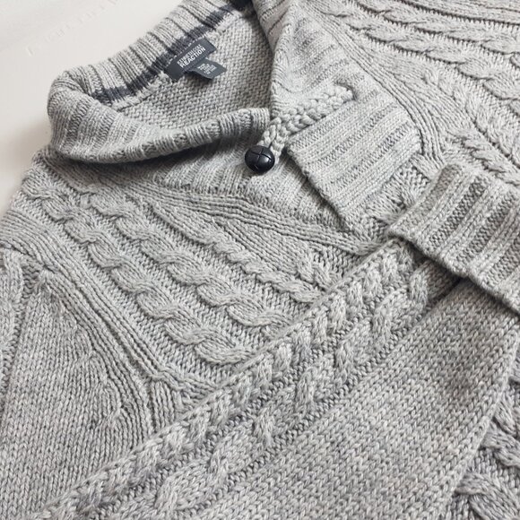 Kenneth Cole Reaction Light Grey Cable Knit Sweater - Picture 3 of 12